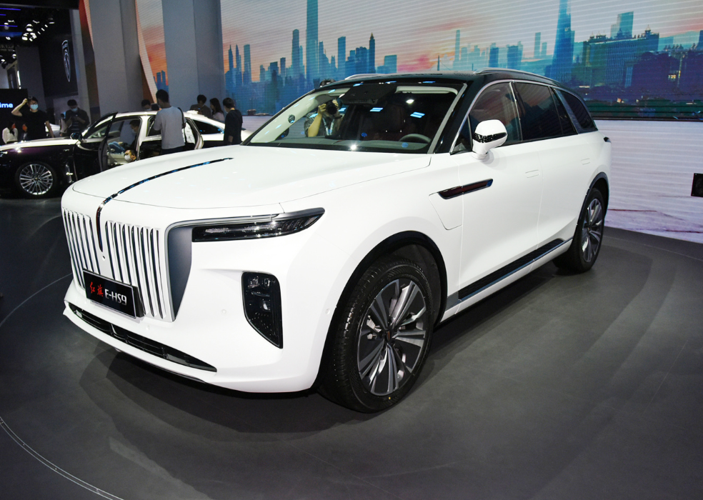 Forte puissance 435 voiture commerciale haut de gamme de luxe chinois HongQi E-HS9 couleur blanche 6 places SUV famille grand véhicule