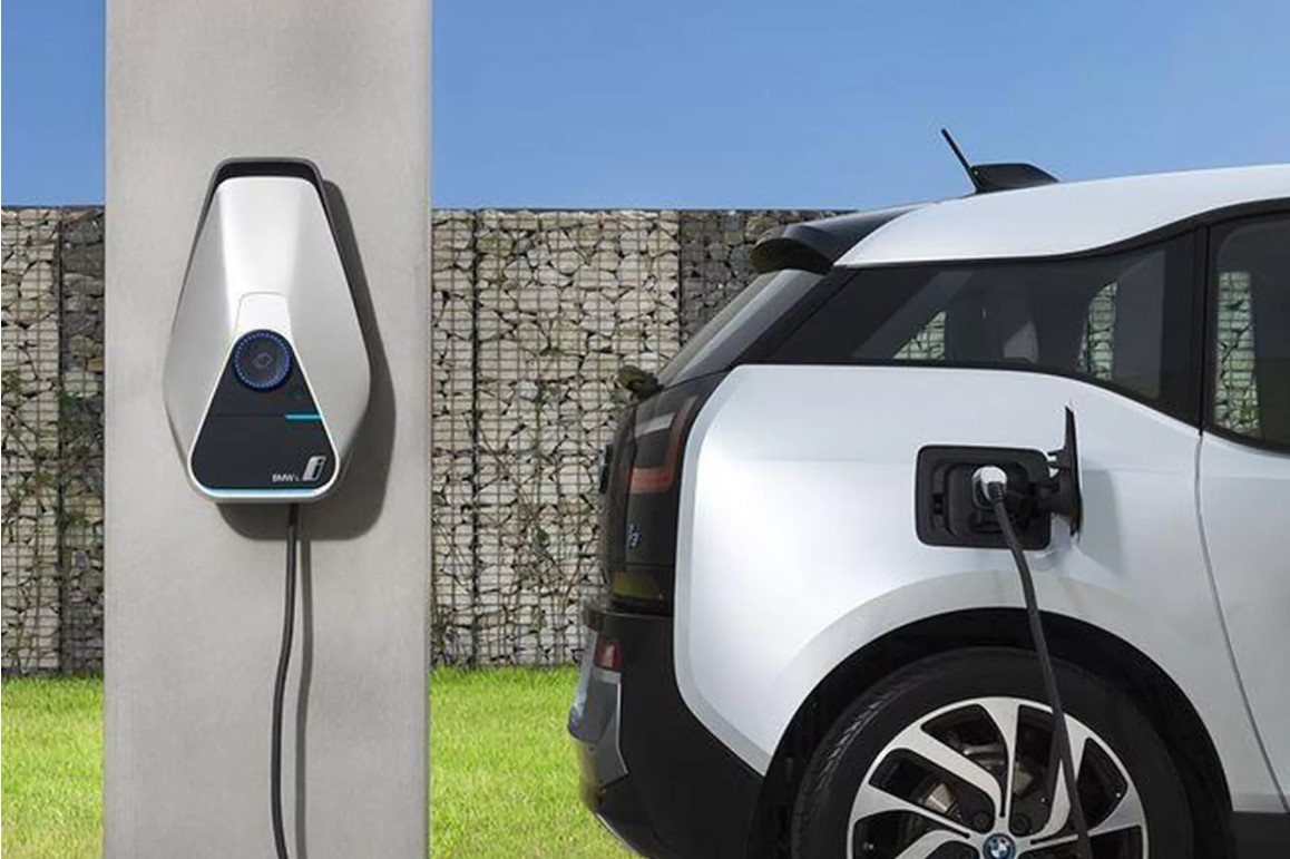 Vente chaude Dc Ev Station de recharge Chademo Ccs 60kW Chargeur de voiture électrique Ocpp Ev Dc Chargeur rapide avec tension de sortie 1000V