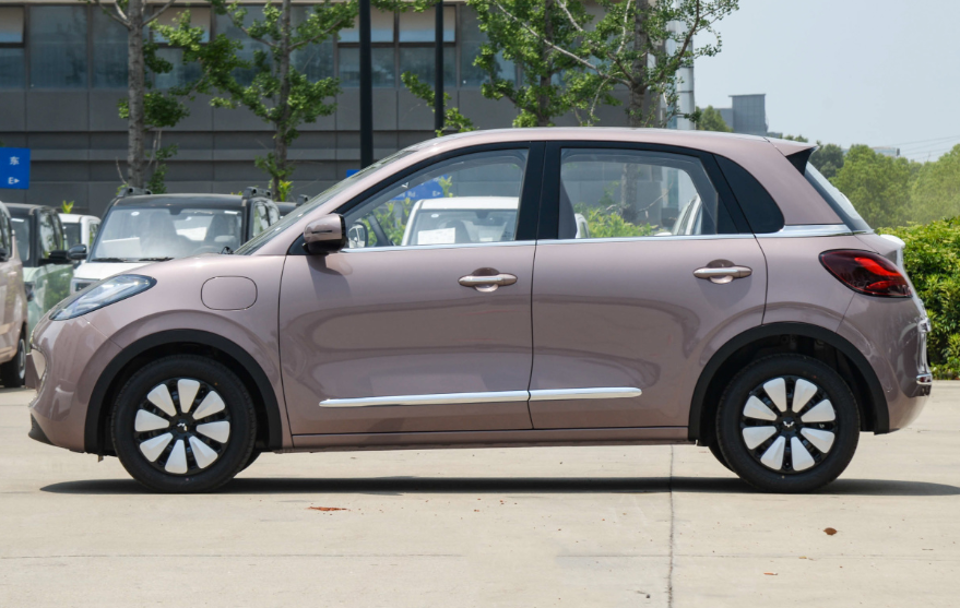 Wuling Bingo Mini EV Véhicules intelligents à conduite à gauche 2023 Fabriqué en Chine Voiture à bas prix